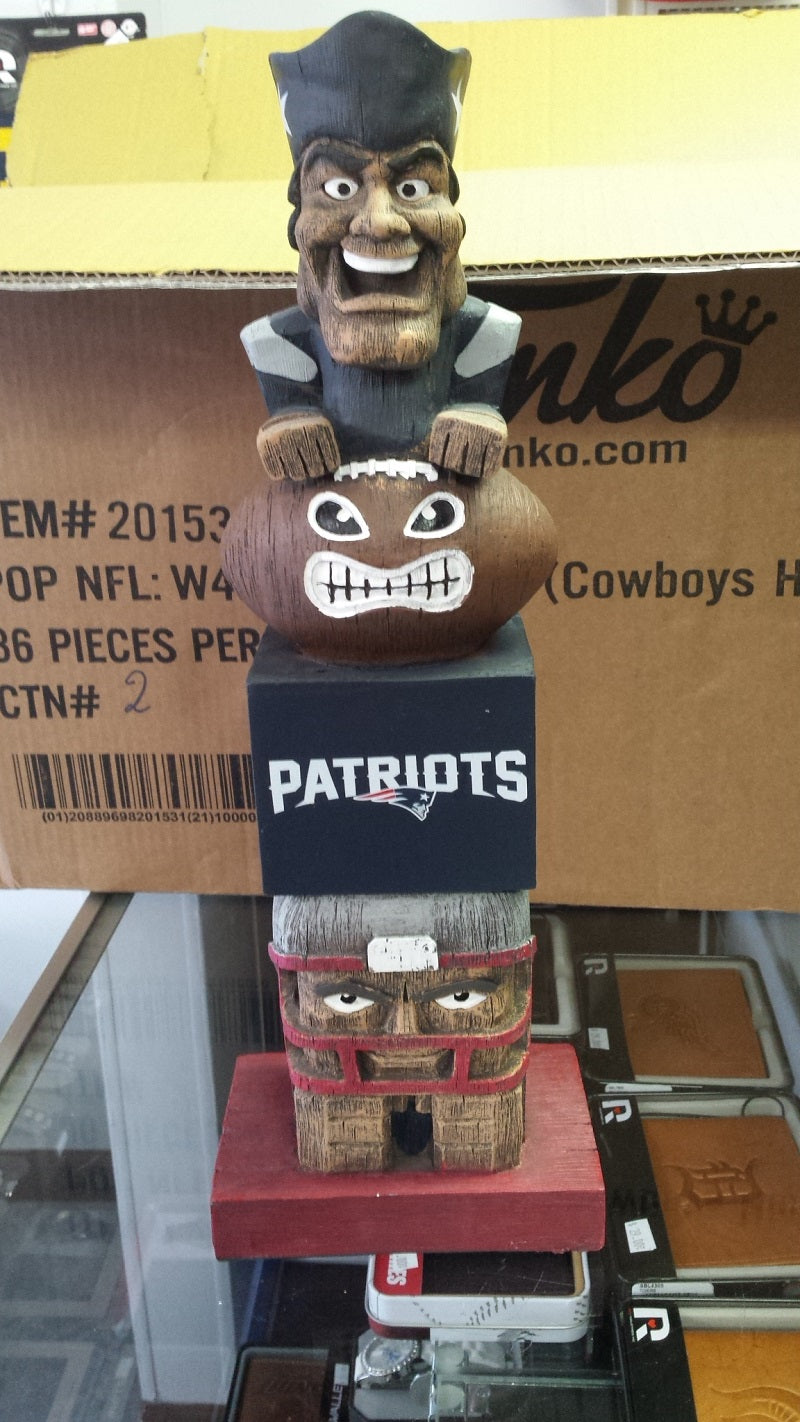 NFL New England Patriots Tiki Totem Statue
