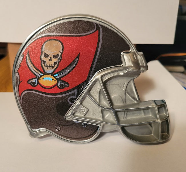 NFL Tampa Bay Buccaneers Metal Helmet Trailer Hitch Cover ( for 2" hitch )